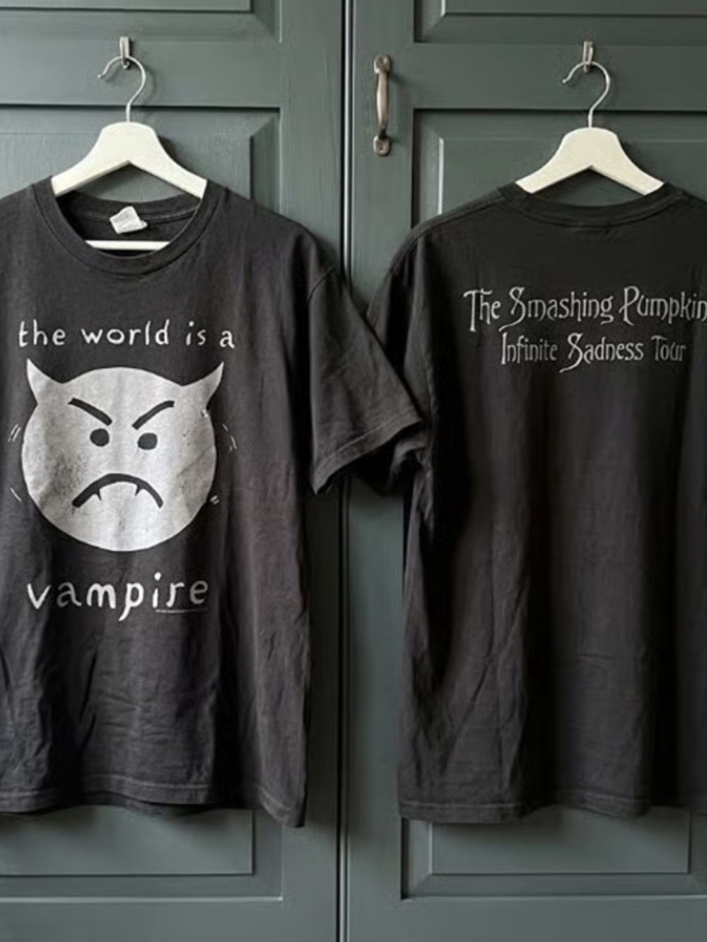 The Smashing Pumpkins 'The World is a Vampire' Black Band T-Shirt